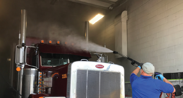 semi truck trailer 18 wheeler touchless wash